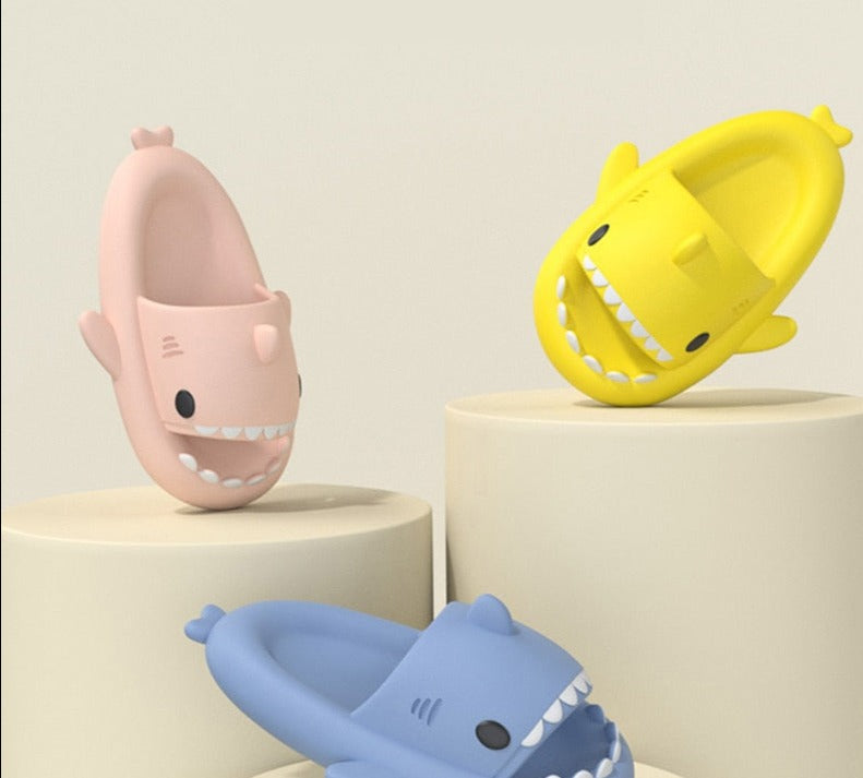 Chinelo Nuvem Shark - Infantil e Adulto